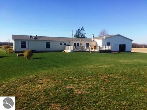 2751 S Jerome Rd, Ithaca, MI 48847 photo 14