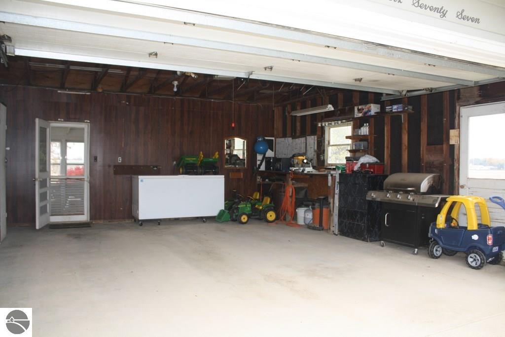 7677 S Leaton Rd, Shepherd, MI 48883 photo 47