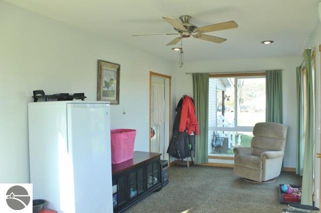 10675 W Washington Rd, Sumner, MI 48889 photo 6