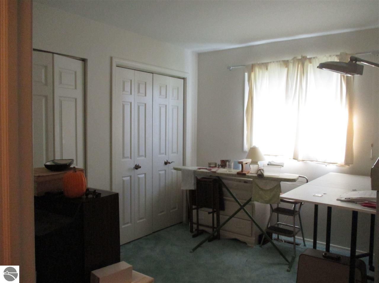 240 Golfside Dr, Alma, MI 48801 photo 9