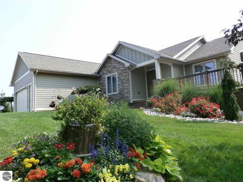 3412 Eagleson Rd, Gladwin, MI 48624 photo 1