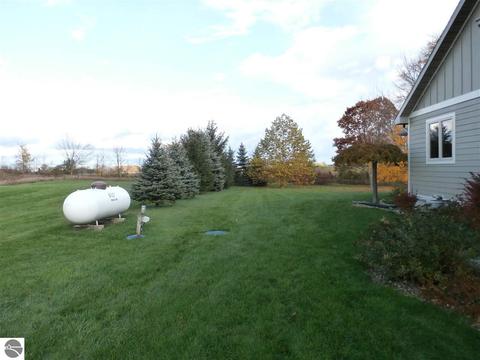 3412 Eagleson Rd, Gladwin, MI 48624 photo 7
