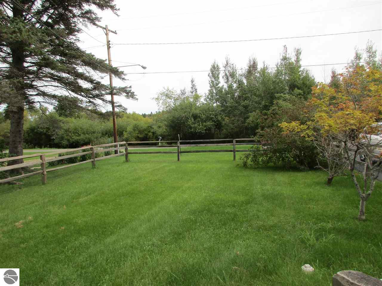 10691 Riverside Dr, Honor, MI 49640 photo 12