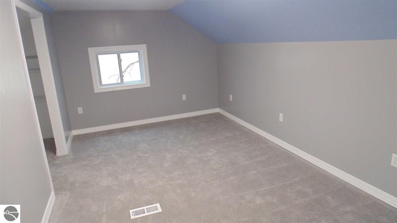 4878 E Baseline Rd, Mount Pleasant, MI 48858 photo 17