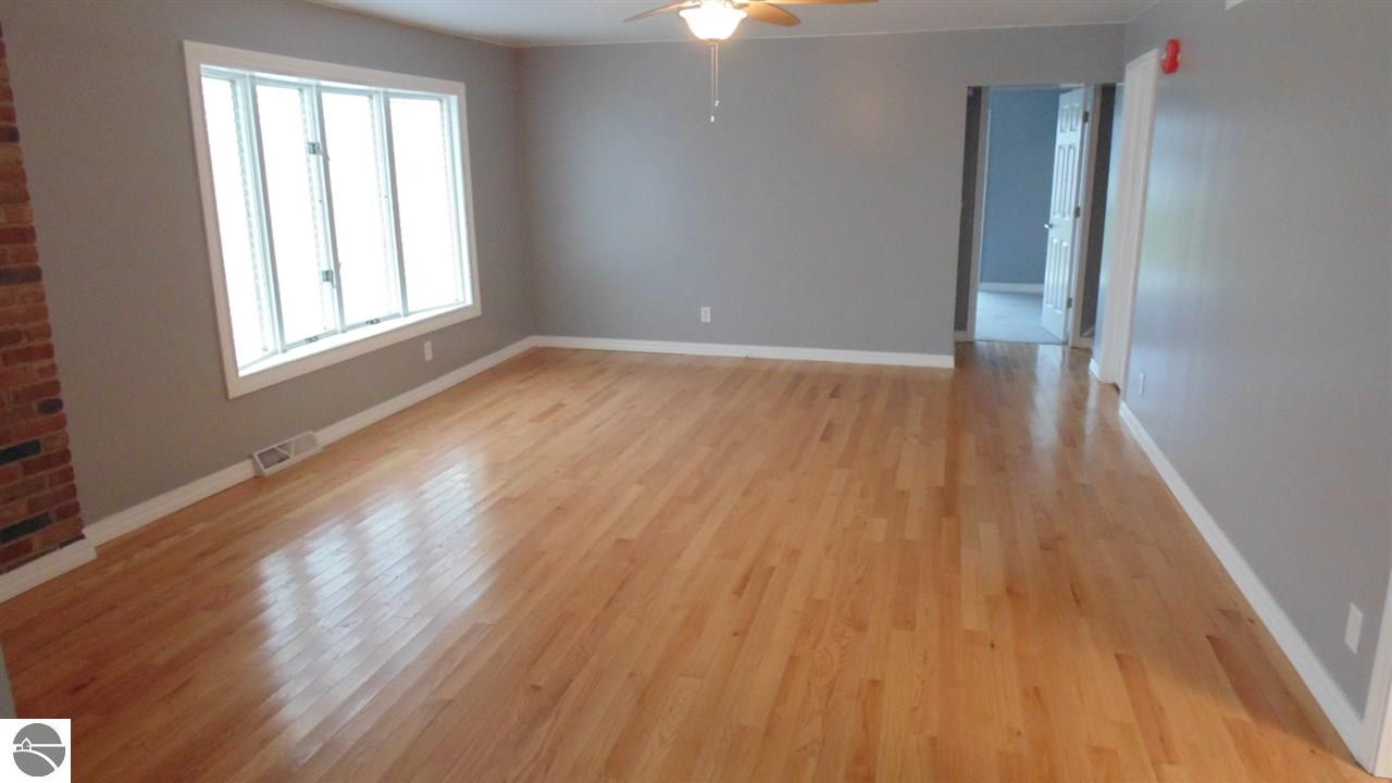 4878 E Baseline Rd, Mount Pleasant, MI 48858 photo 13
