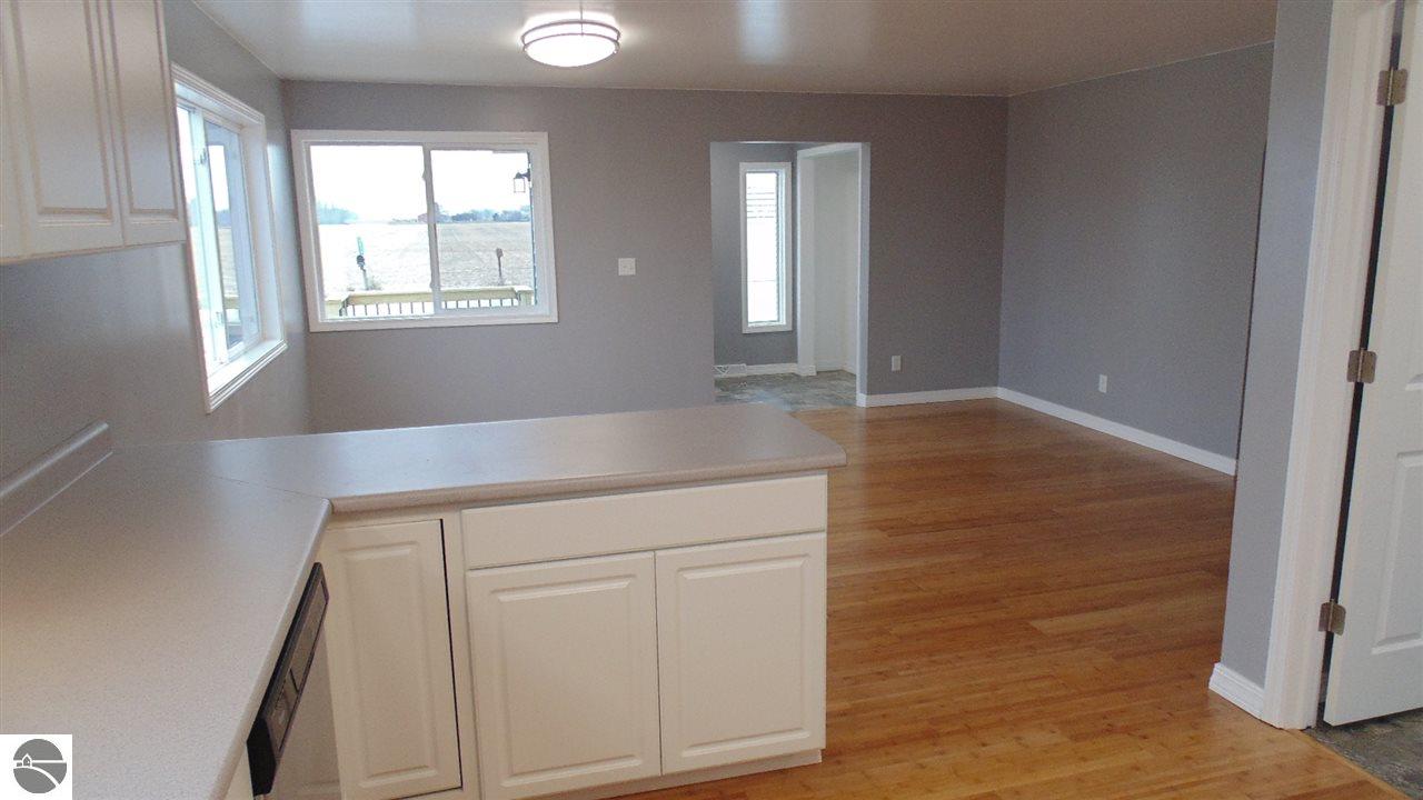4878 E Baseline Rd, Mount Pleasant, MI 48858 photo 7