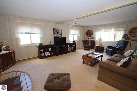 5520 S Shepherd Rd, Shepherd, MI 48883 photo 9