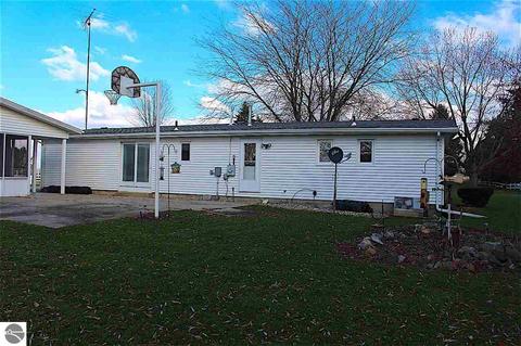 5520 S Shepherd Rd, Shepherd, MI 48883 photo 23