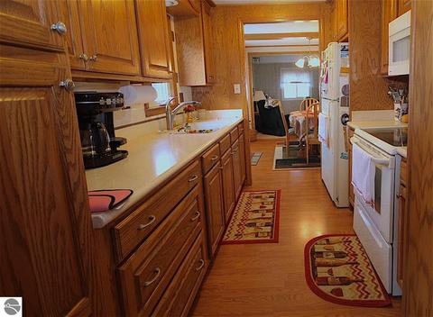 5520 S Shepherd Rd, Shepherd, MI 48883 photo 12