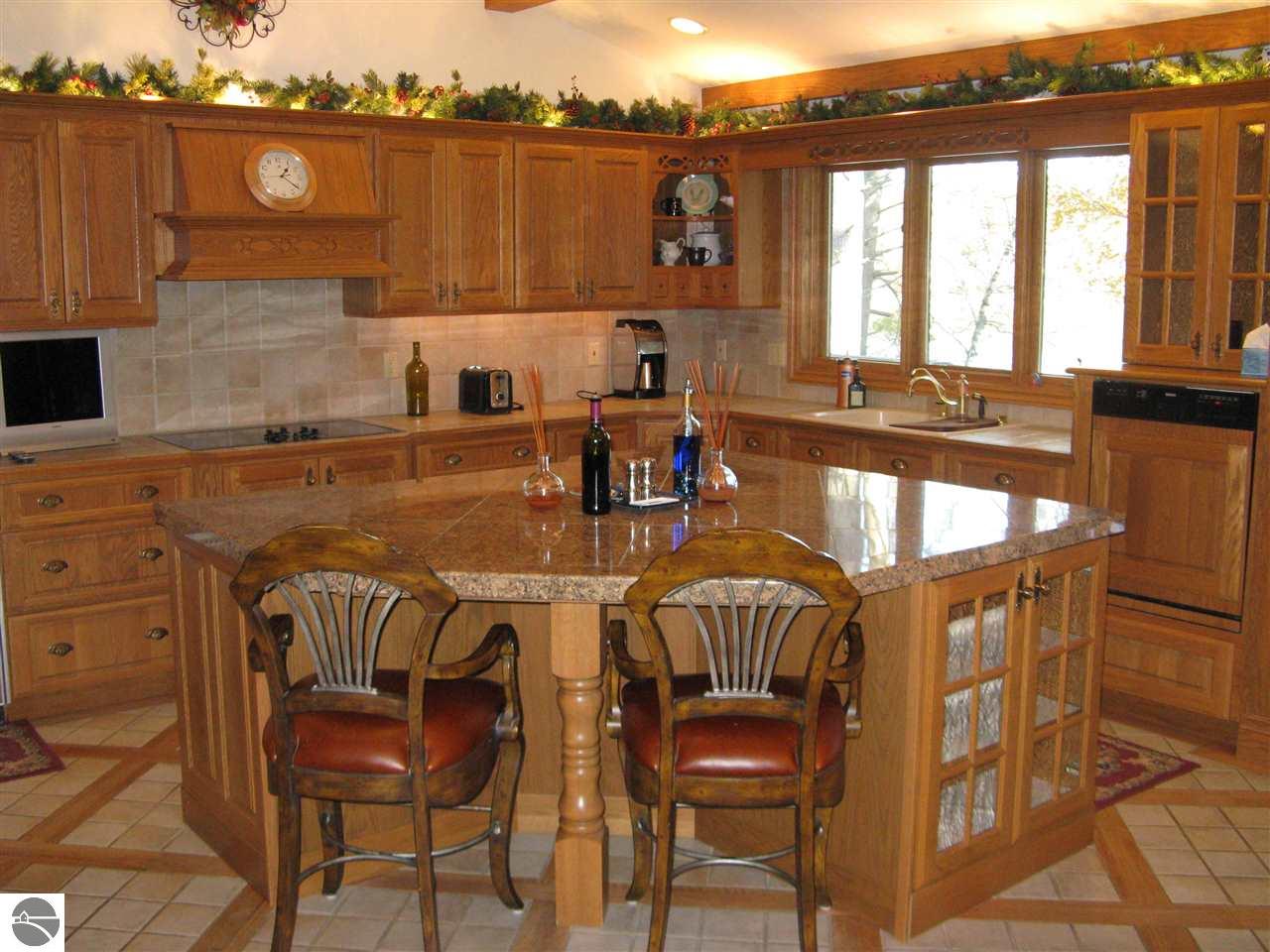9281 E Pointe Dr, Empire, MI 49630 photo 16
