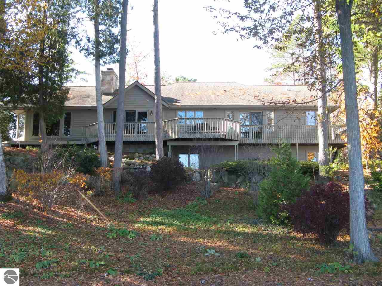 9281 E Pointe Dr, Empire, MI 49630 photo 8