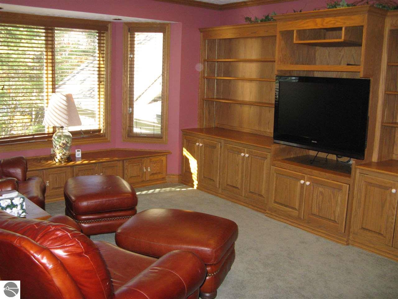 9281 E Pointe Dr, Empire, MI 49630 photo 26
