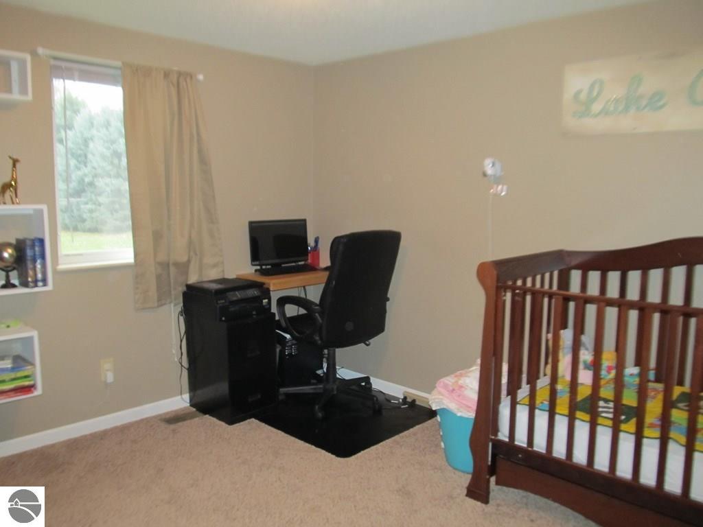 2792 E Millbrook Rd, Mount Pleasant, MI 48858 photo 12