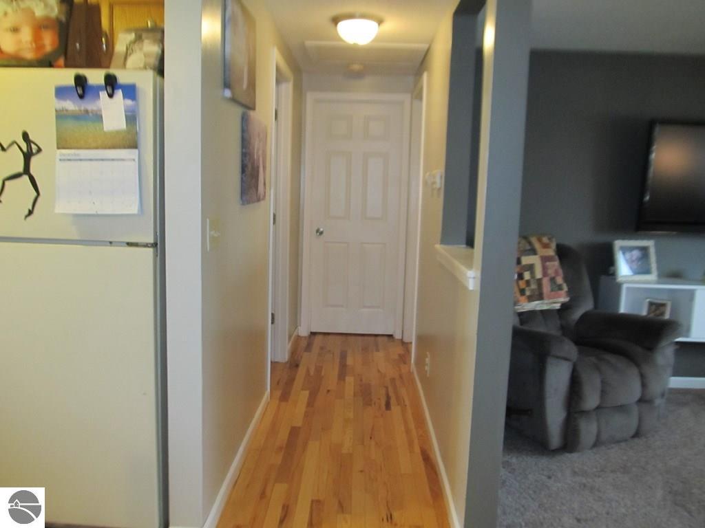 2792 E Millbrook Rd, Mount Pleasant, MI 48858 photo 6