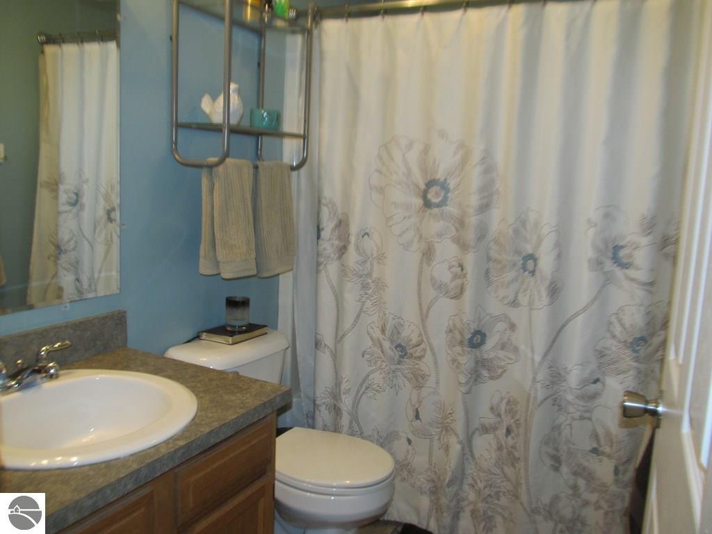 2792 E Millbrook Rd, Mount Pleasant, MI 48858 photo 14