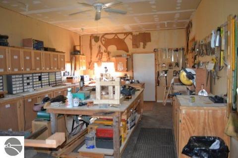 5393 W Fillmore Rd, Ithaca, MI 48847 photo 12