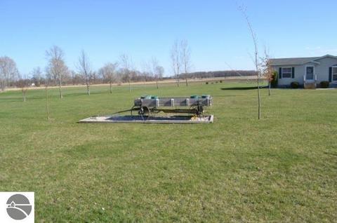 5393 W Fillmore Rd, Ithaca, MI 48847 photo 3