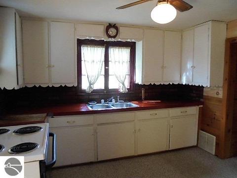 2480 Michigan Ave, Lupton, MI 48635 photo 9