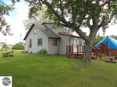 2480 Michigan Ave, Lupton, MI 48635 photo 1