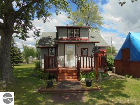 2480 Michigan Ave, Lupton, MI 48635 photo 2