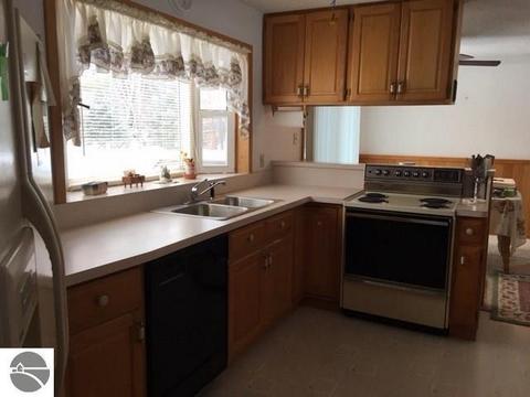 11510 E M-61, Gladwin, MI 48624 photo 5