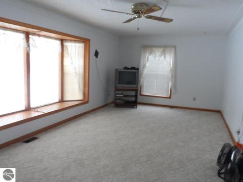 11510 E M-61, Gladwin, MI 48624 photo 16
