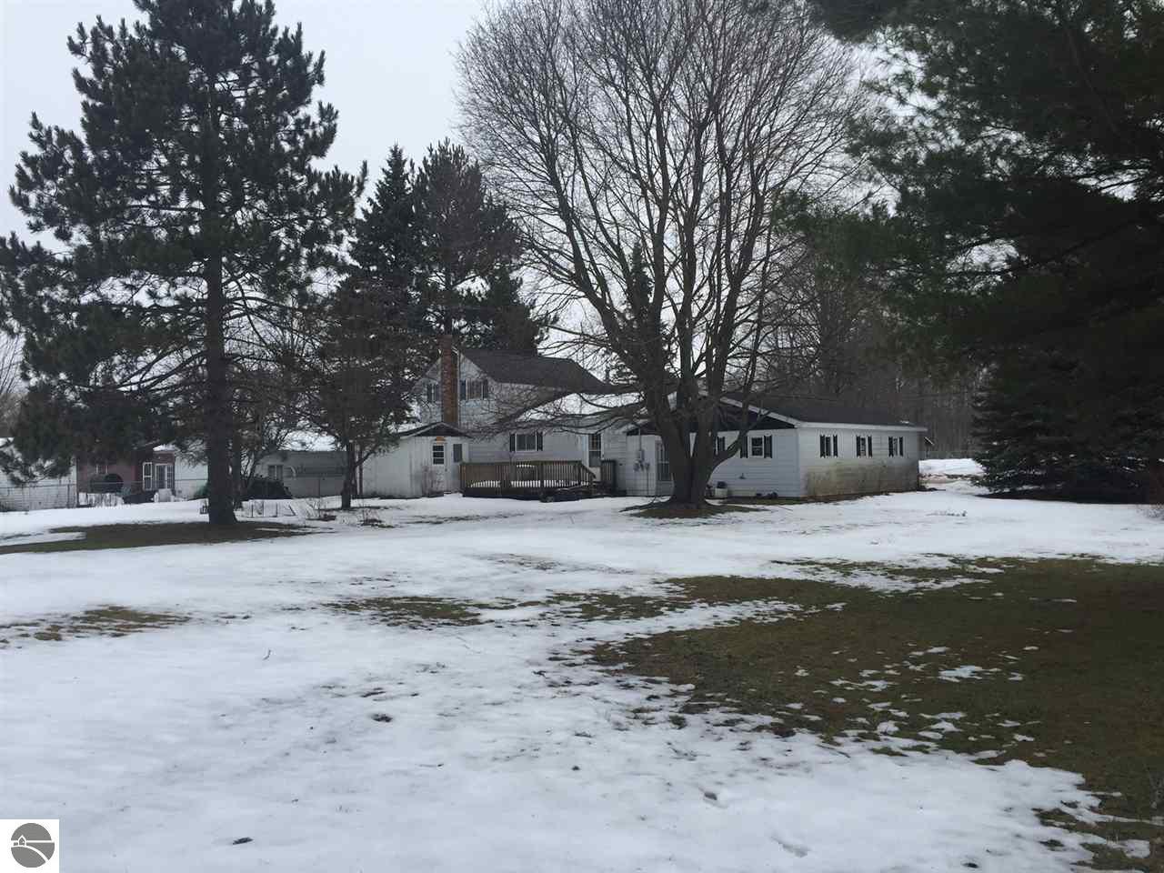 205 N Maple, Manton, MI 49663 photo 3