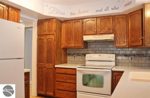 1145 S Alamando Rd, Shepherd, MI 48883 photo 9