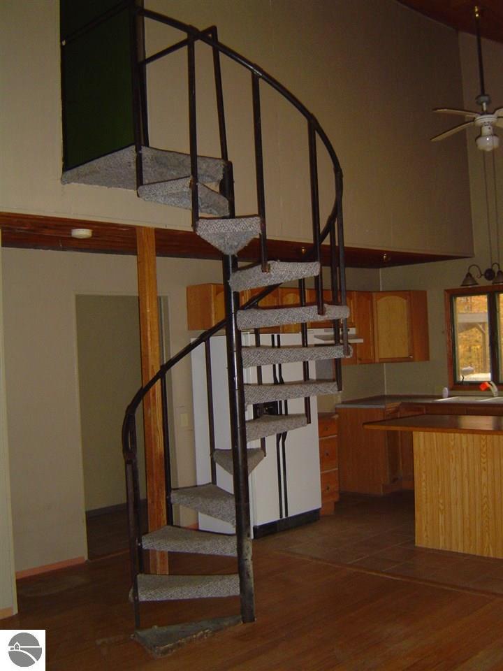 2724 E Horn Beam Ct, Cedar, MI 49621 photo 7