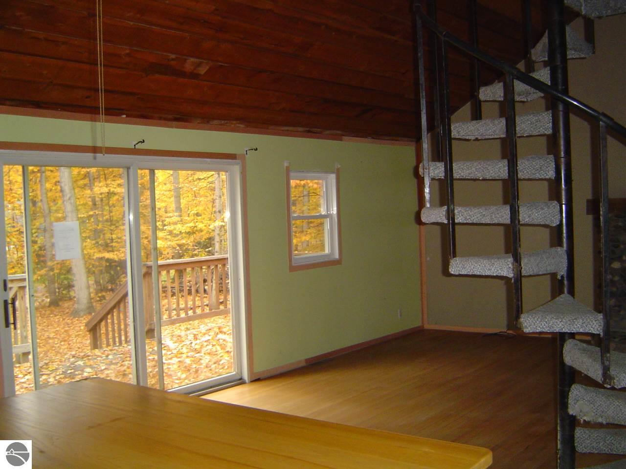 2724 E Horn Beam Ct, Cedar, MI 49621 photo 8