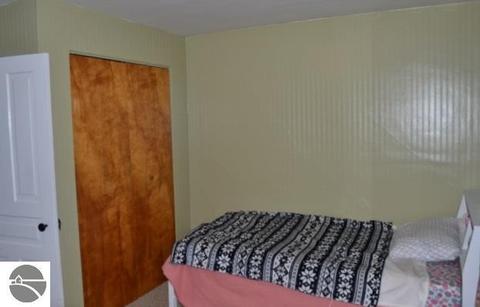 215 S Main St, Ithaca, MI 48847 photo 13