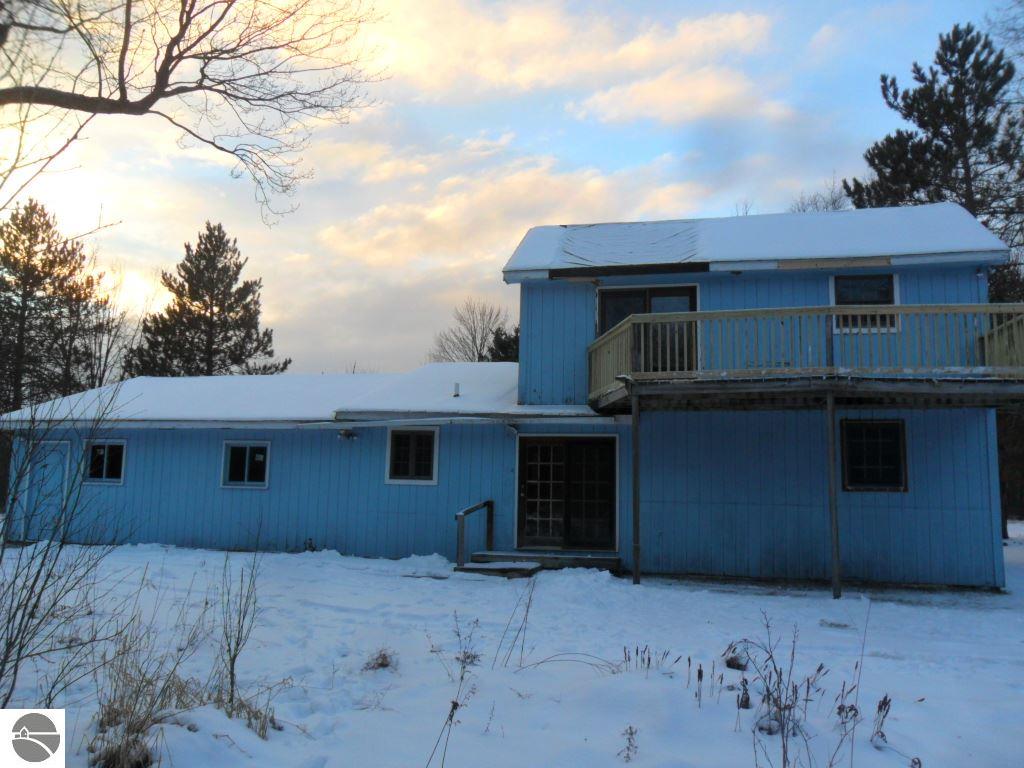 1360 Bear Ave, Harrison, MI 48625 photo 2