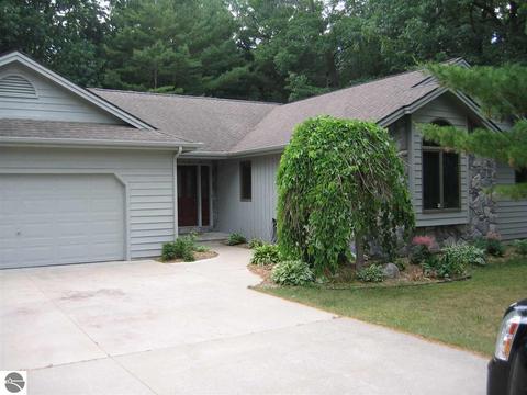 5076 Huron Breeze Dr, Au Gres, MI 48703 photo 2