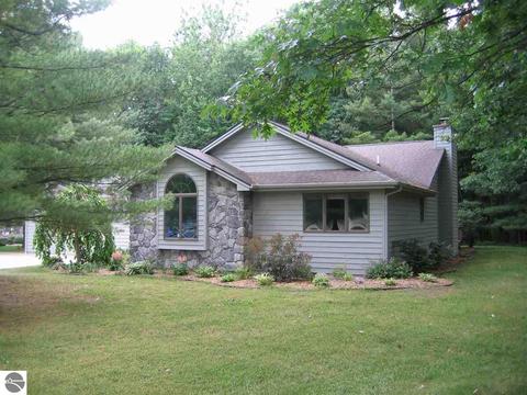 5076 Huron Breeze Dr, Au Gres, MI 48703 photo 1