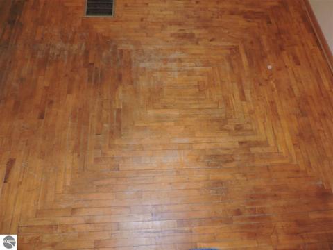 514 E Newark St, Ithaca, MI 48847 photo 13