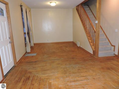 514 E Newark St, Ithaca, MI 48847 photo 12