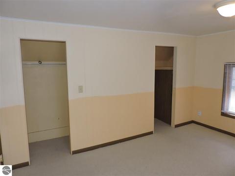 514 E Newark St, Ithaca, MI 48847 photo 17