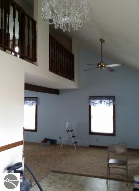 9532 W Saint Charles Rd, Sumner, MI 48889 photo 7