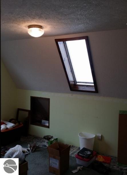 9532 W Saint Charles Rd, Sumner, MI 48889 photo 11