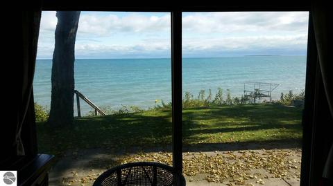 907 S Crescent Dr, Au Gres, MI 48703 photo 8