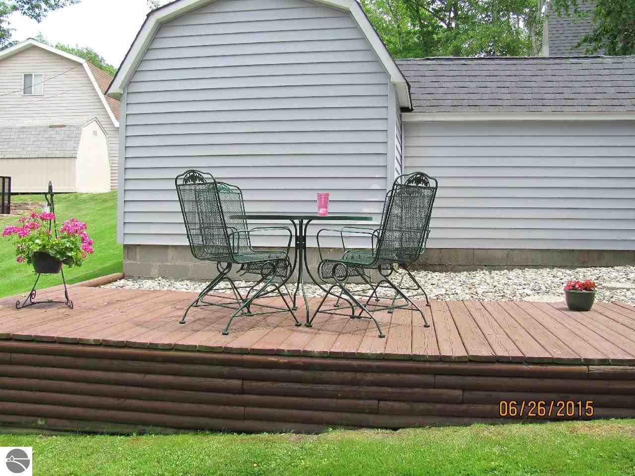 442 Everett Trl, Hale, MI 48739 photo 4