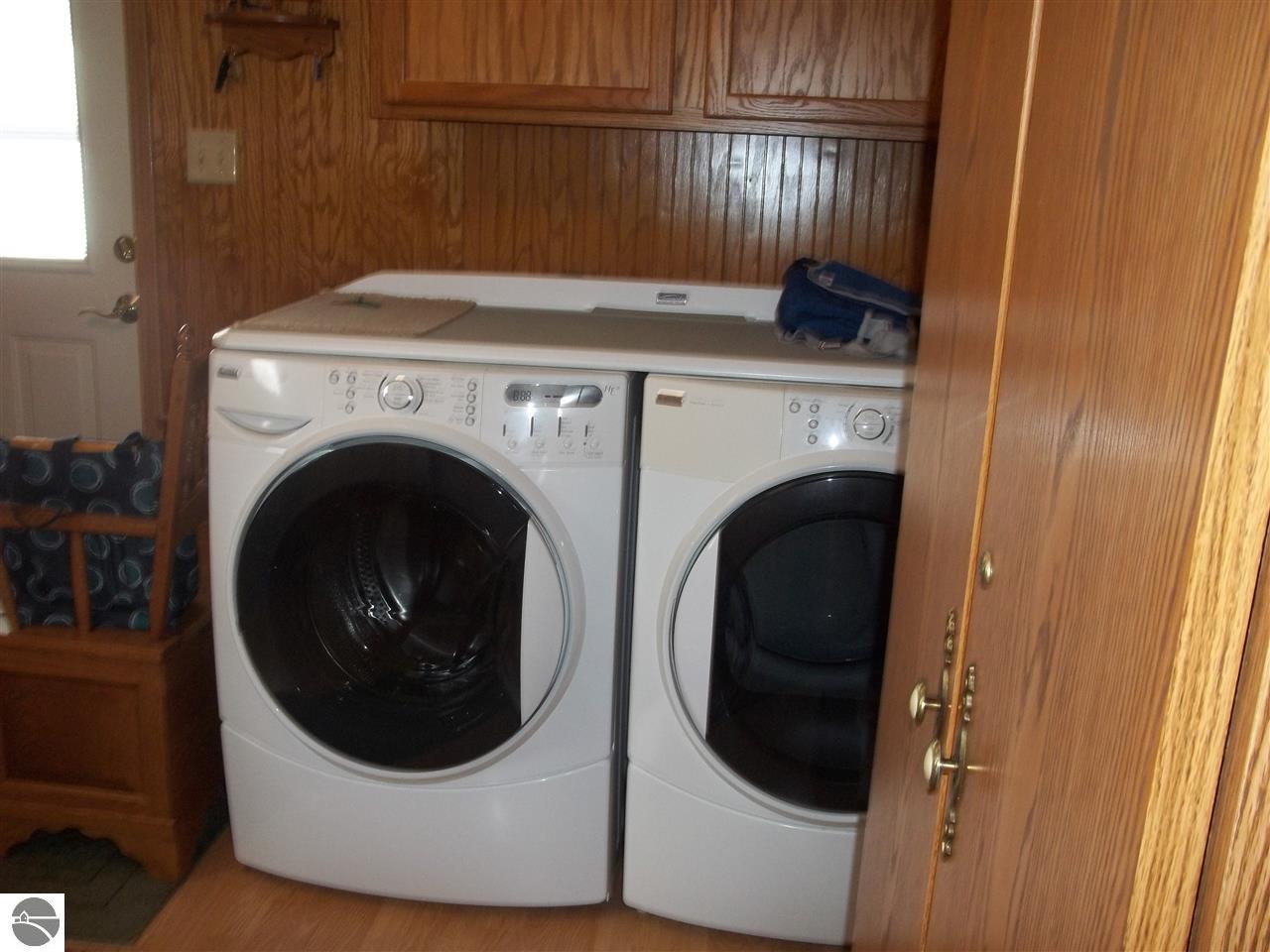 442 Everett Trl, Hale, MI 48739 photo 12