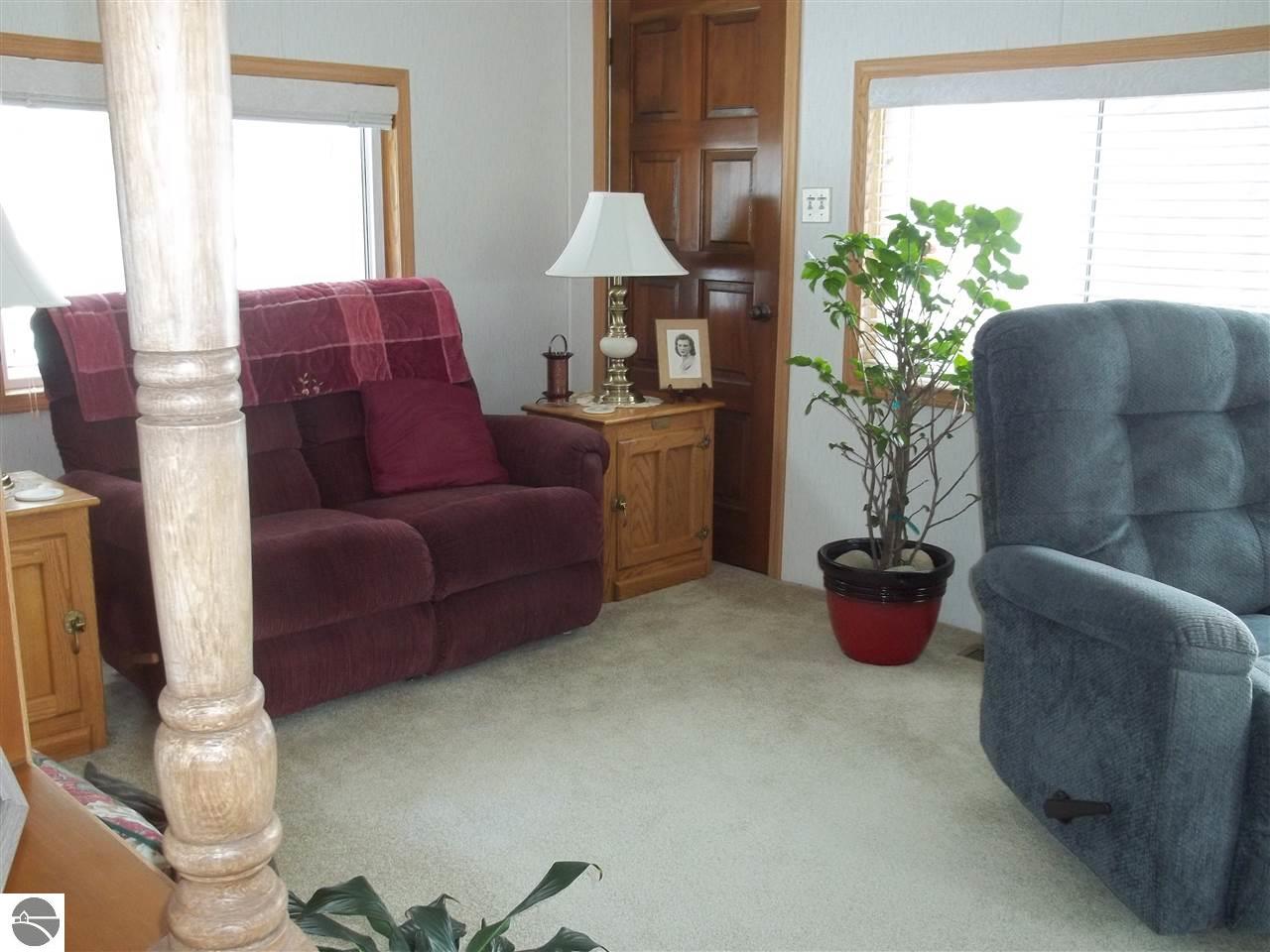 442 Everett Trl, Hale, MI 48739 photo 6