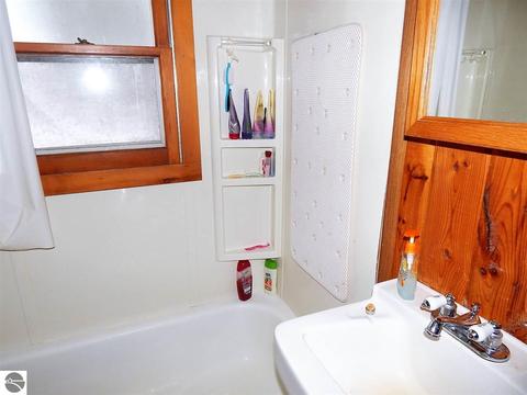 1765 Pointe Rd, Hale, MI 48739 photo 14