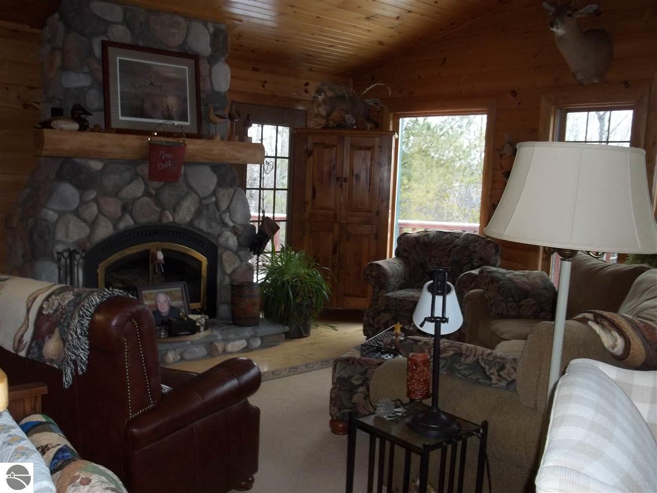 5005 Rose City Rd, Lupton, MI 48635 photo 4