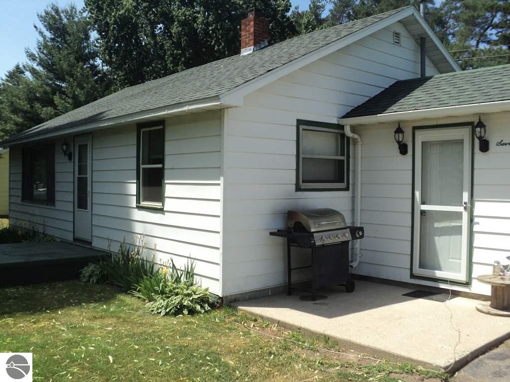70 W Evergreen Rd, Stanton, MI 48888 photo 15