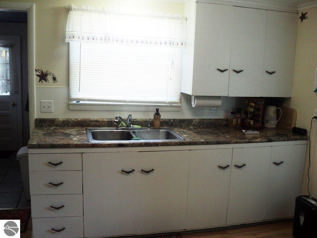 70 W Evergreen Rd, Stanton, MI 48888 photo 5