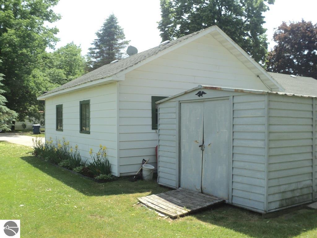 70 W Evergreen Rd, Stanton, MI 48888 photo 19