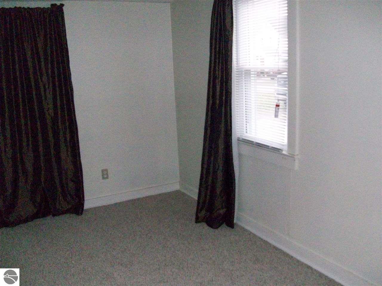 1002 Ely St, Alma, MI 48801 photo 12