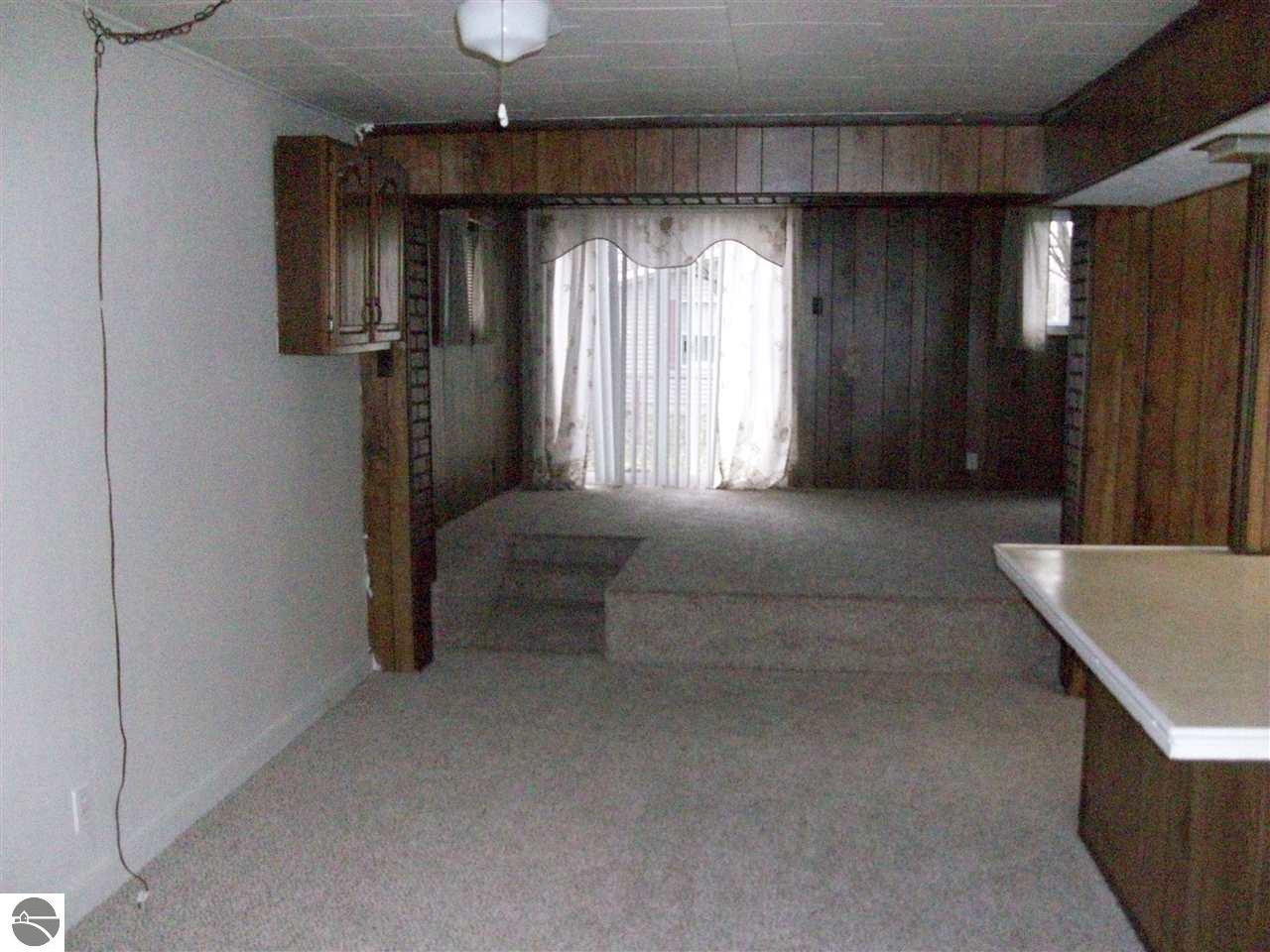 1002 Ely St, Alma, MI 48801 photo 8